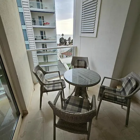 Tecasi Lux Apartamento Budva